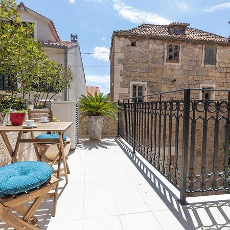 Apartment Coastal Villa Makarska Buitenkant foto