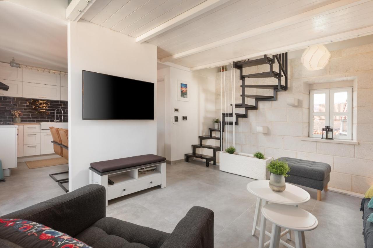 Apartment Coastal Villa Makarska Buitenkant foto