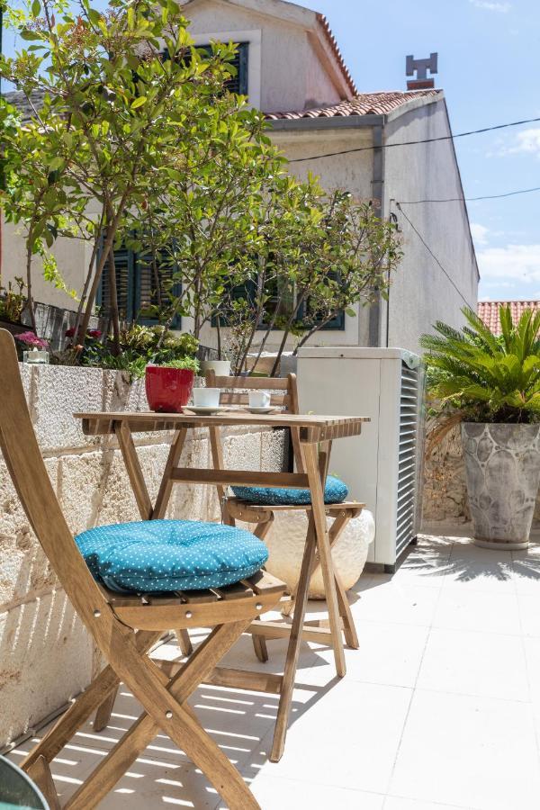Apartment Coastal Villa Makarska Buitenkant foto