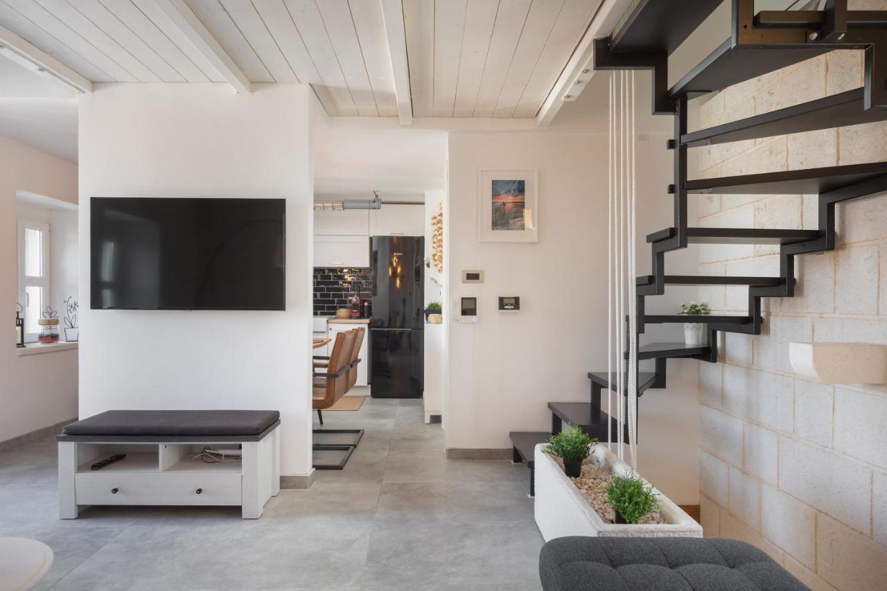 Apartment Coastal Villa Makarska Buitenkant foto